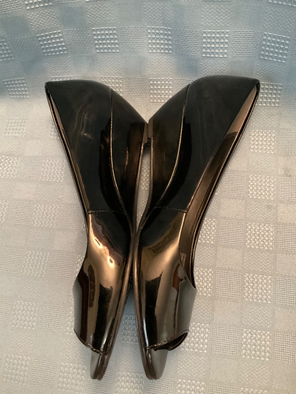 Alfani Step N Flex Sz 6.5 Black Patent Leather Open Toe Wedges - Picture 3 of 12